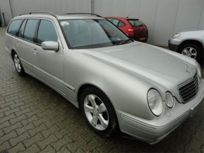 Mercedes-Benz E-Klasse 220 T CDI (bj 2001, automaat)