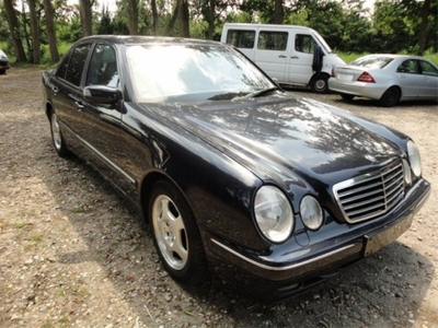 Mercedes-Benz E-Klasse 240 Avantg.Select (bj 2002)