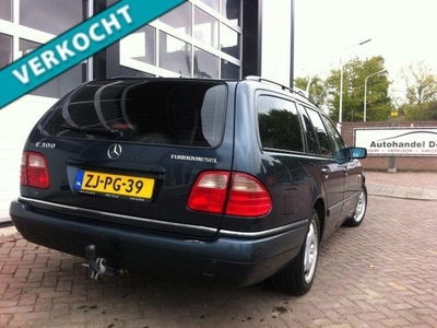 Mercedes-Benz E-klasse Combi 300 TD bj1999 verkocht verkocht