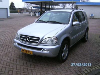 Mercedes-Benz M-Klasse ML320 (bj 2000, automaat)