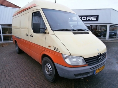 Mercedes-Benz Sprinter 311 CDI 2.2 355 (bj 2002)