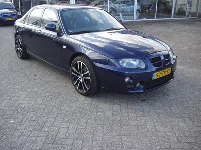 MG ZT 2.0 CDTi 135 (18inch,navi,bj07,3950,-)