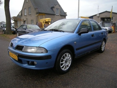 Mitsubishi Carisma 1.8 GDI Classic 4 deurs sedan + airco