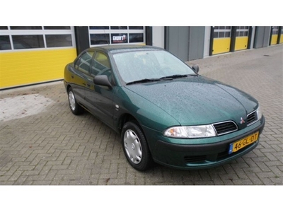 Mitsubishi Carisma 1.8 GDI Classic.nl (bj 2001)