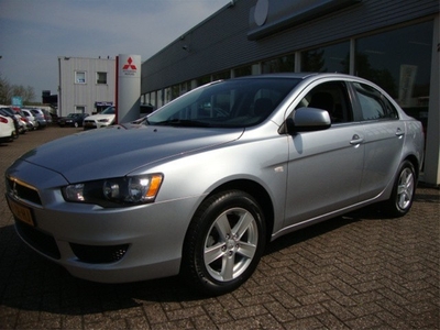 Mitsubishi Lancer 1.5 SEDAN INVITE 64.000KM! (bj 2008)