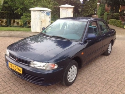 Mitsubishi Lancer 1.6 GLXi sedan nieuwe apk!! (bj 1995)