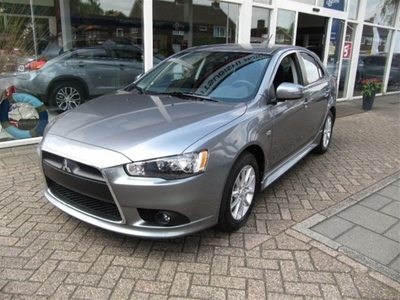 Mitsubishi Lancer 1.6 limited Edition (bj 2015)