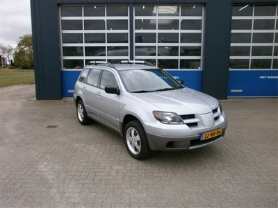 Mitsubishi Outlander 2.0 Comfort (bj 2004)