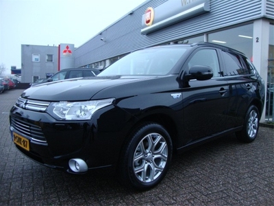 Mitsubishi Outlander PHEV INSTYLE 7% BIJTELLING (bj 2014)