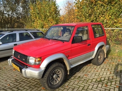 Mitsubishi Pajero 3.0 V6 GLS (bj 1992)