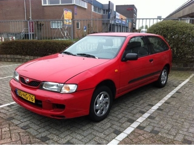 Nissan Almera 1.4 sport Airco, Lm Velgen (bj 1998)