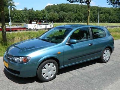 Nissan Almera 1.5i 3drs AIRCO SUPER NETTE STAAT!!