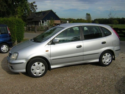 Nissan Almera Tino 1.8 5Drs Hoge Zit! NW APK! (2004)