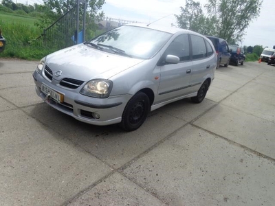 Nissan Almera Tino 1.8 Acenta