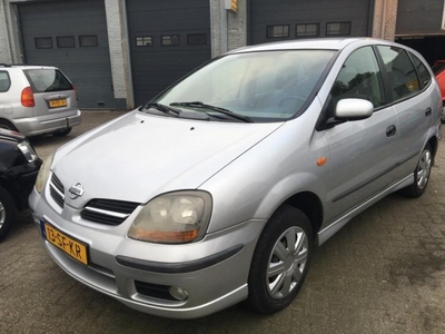 Nissan Almera Tino 1.8 Luxury