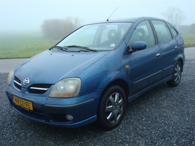 Nissan Almera Tino 2.2 DTi AIRCO/LMV/TREKHAAK (bj 2003)