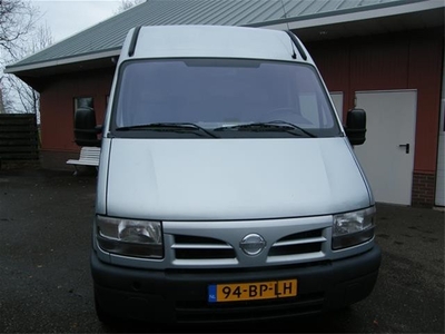 Nissan Interstar 90.33-307 M DC (bj 2004)