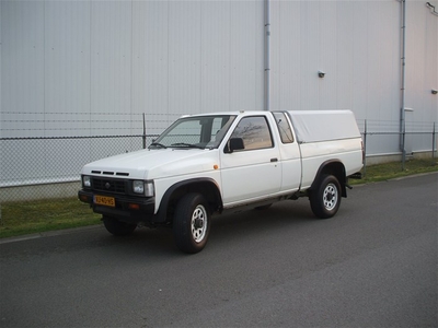 NISSAN- KINGCAB 4X4 PICKUP (VERKOCHT !!!)