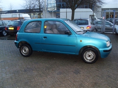 Nissan Micra 1.0 (bj 1997, automaat)