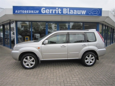 Nissan X-Trail 2.2 Dci 4x4 (bj 2004)