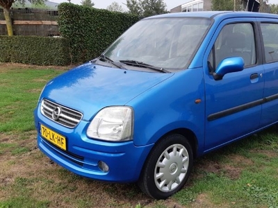 Opel Agila 1.2-16V Elegance (2003)