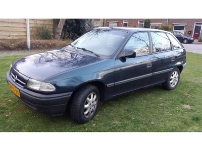 Opel Astra 1.4 Si GL AUTOMAAT BJ:1998