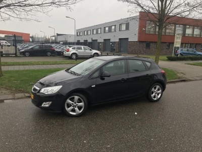 Opel Astra 1.4 Turbo Edition