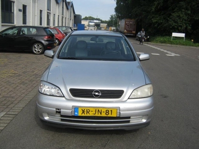 Opel Astra 1.6-16V GL