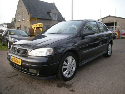 Opel Astra 1.6-16V Sport MET OA AIRCO (bj 2000)