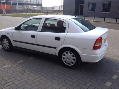 Opel Astra 1.6 Club (bj 1999)