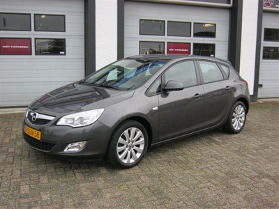 Opel Astra 1.6 Edition (bj 2011)