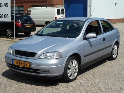 Opel Astra 1.6 G3 automaat,bj.2000,grijs,LPG G3,nieuwe APK