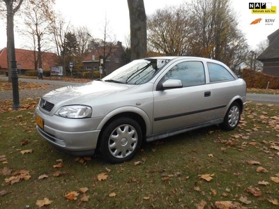 Opel Astra 1.6 GL 8 Klepper APK 16-11-2019 (1998)