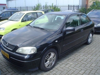 Opel Astra 1.6 SZR (bj 2000)