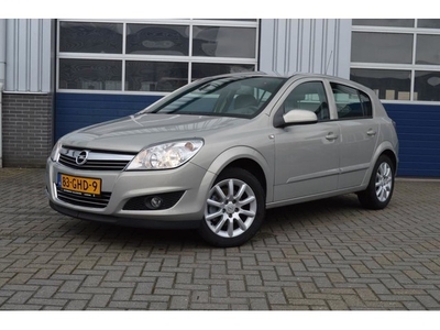 Opel Astra 1.6 Temptation