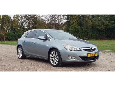 Opel Astra 1.7 CDTi Sport Half leder, aux, usb, clima,navi!