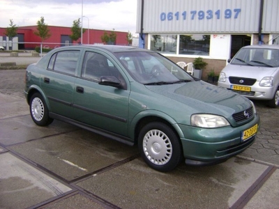 Opel Astra 1.7 TD Club (bj 1999)