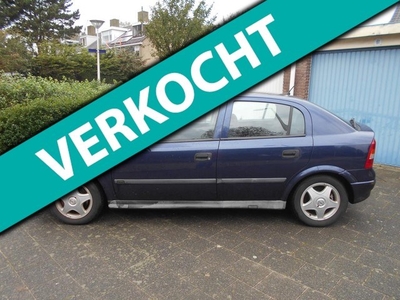 Opel Astra 1.8-16V CDX