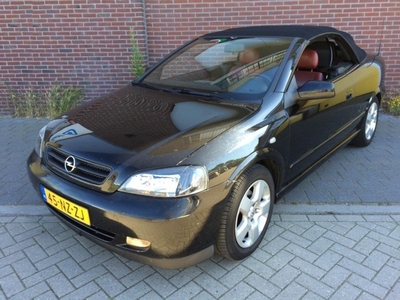 Opel Astra Cabriolet 2.2 DTR BJ:2004 ElekPack AC APK+NAP