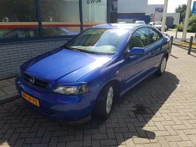 Opel Astra Coupé 1.8-16V