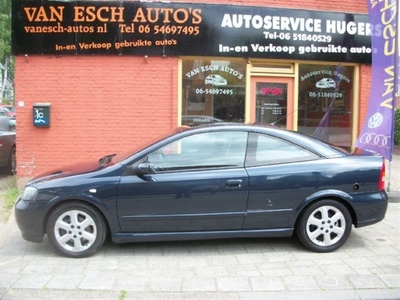 Opel Astra coupe 1.8 basis (bj 2000)