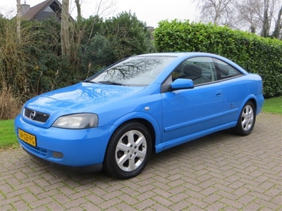 Opel Astra Coupé 2.2-16V ZEER MOOI (bj 2000)