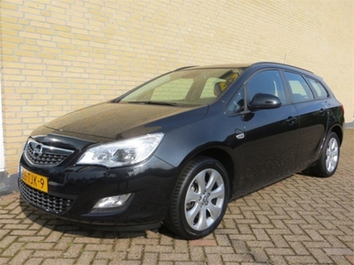 Opel Astra Sports Tourer 1.4 16v Edition (bj 2012)