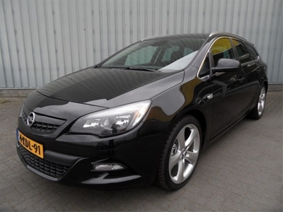 Opel Astra Sports Tourer 1.4 Turbo GT (bj 2013)