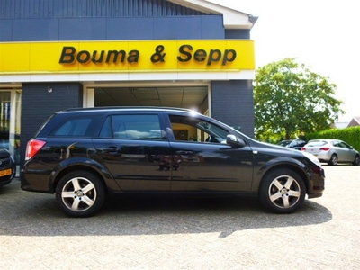 Opel Astra Wagon 1.6 Cosmo (bj 2009)