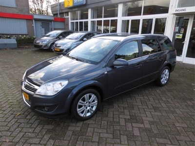 Opel Astra Wagon 1.6 Executive, Navi, Trekhaak (bj 2007)