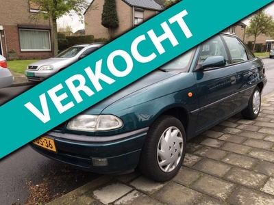 Opel Astra Zeer nette, 1.6i-16V Edition, 132000km Nap!!