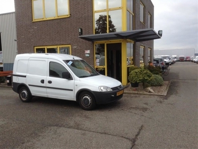 Opel Combo 1.3 CDTi City.MOTOR DEFECT (bj 2007)