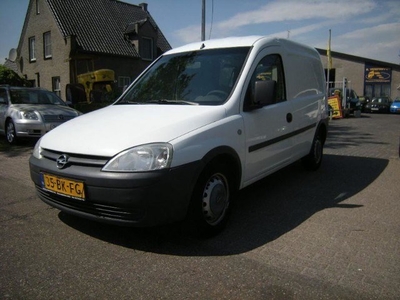 Opel Combo 1.7 DI 46 kw gesloten bestel