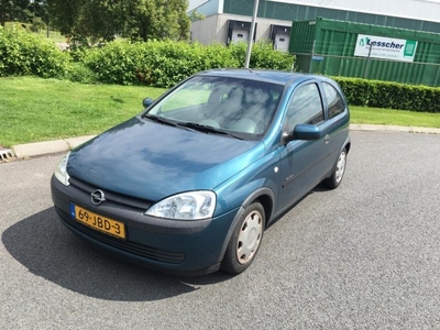 Opel Corsa 1.0-12V